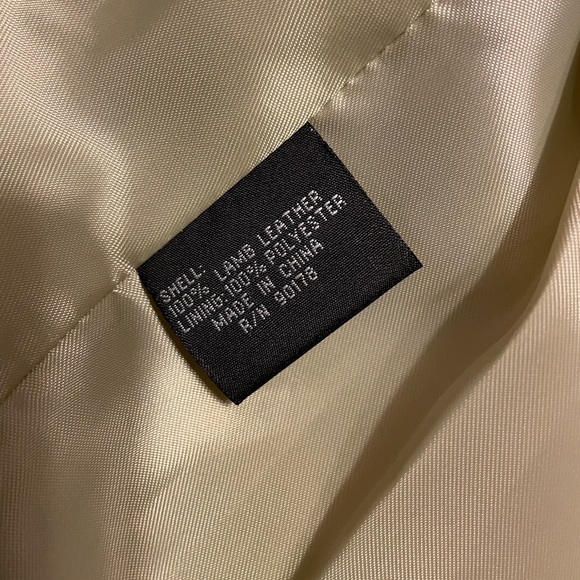 Revue Green Leather Jacket 10 - Picture 2 of 9